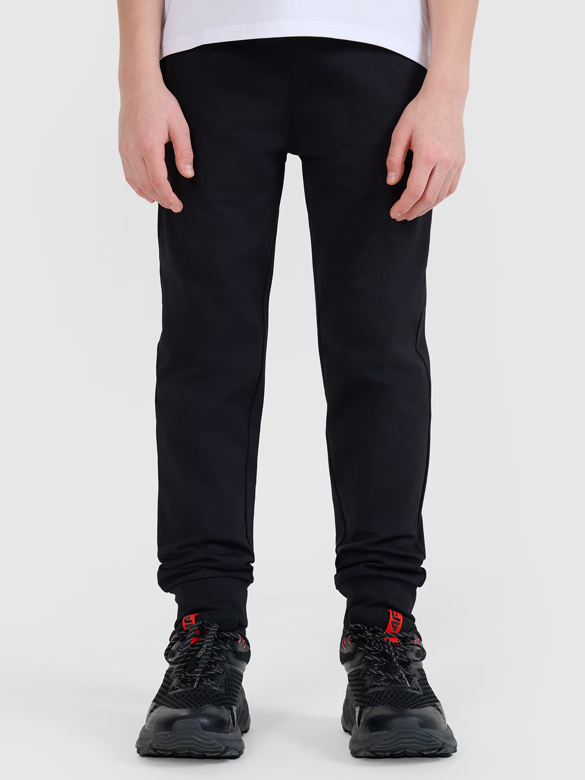 JOGGING BUXUR SVARTAR